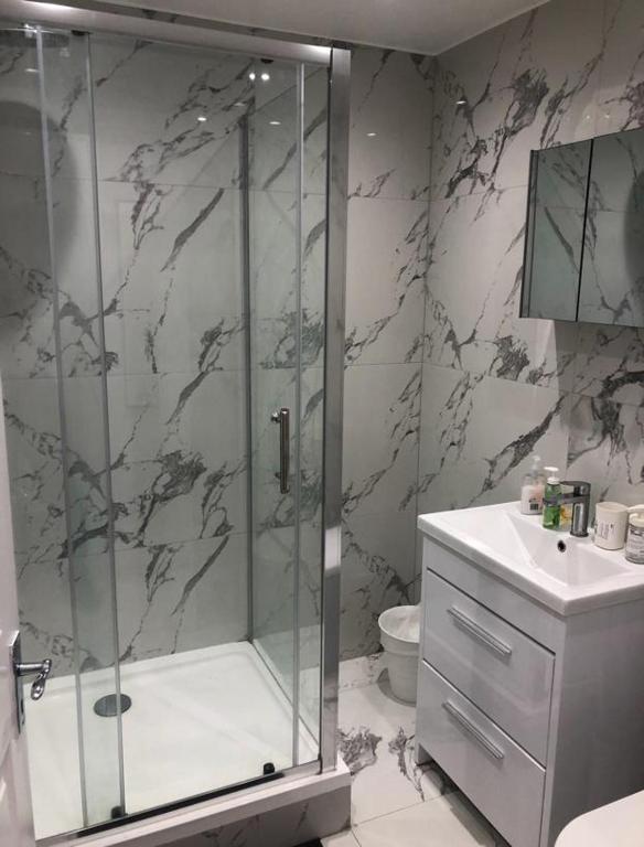 Selfridges Serviced Apartments room 2
